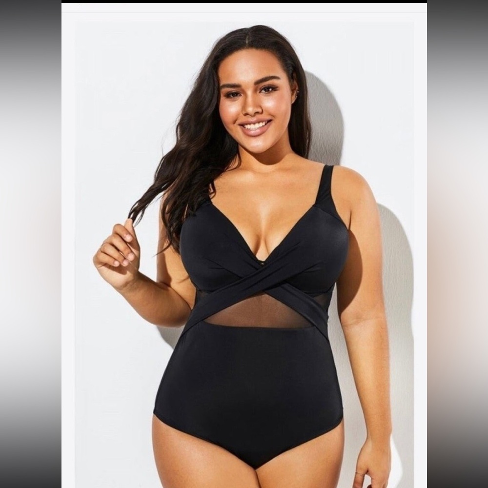 Meet.Curve 4X Black Cut Out Mesh Underwire One Piece Swimsuit